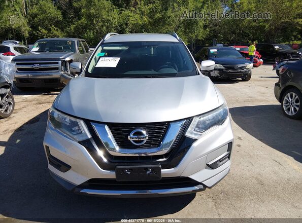 KNMAT2MV3HP563141 2017 NISSAN ROGUE Silver ხელსაწყოთა პანელის ხედი