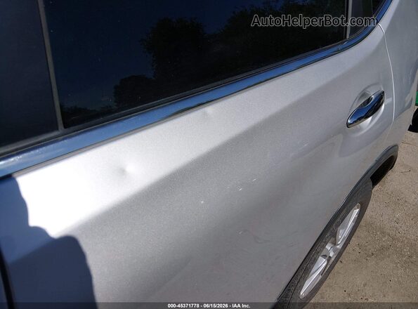 KNMAT2MV3HP563141 2017 NISSAN ROGUE Silver 