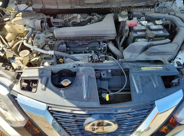 KNMAT2MV3JP526757 2018 NISSAN ROGUE White Вид підкапотного простору