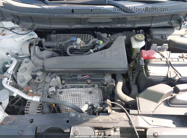 KNMAT2MV3JP570077 2018 NISSAN ROGUE Белый Вид сзади