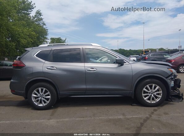 KNMAT2MV3JP605040 2018 NISSAN ROGUE Gray Вид задньої частини салону