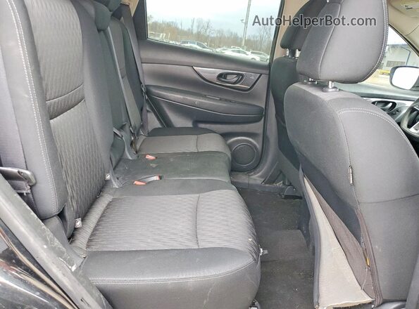 KNMAT2MV3KP504615 2019 NISSAN ROGUE Black Rear interior view