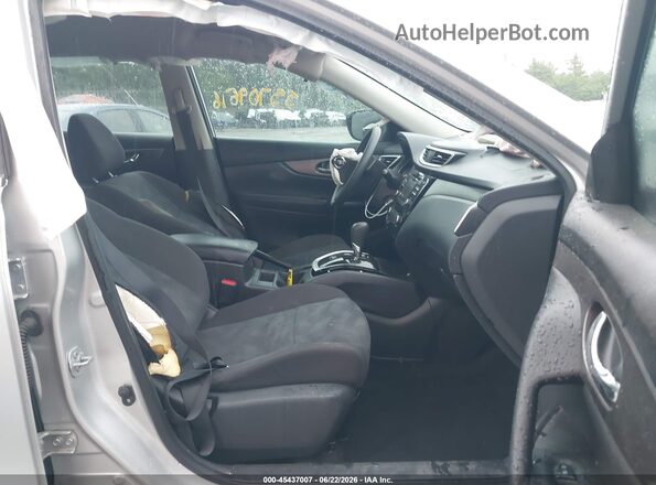 KNMAT2MV4GP693041 2016 NISSAN ROGUE Silver Widok wnętrza z przodu