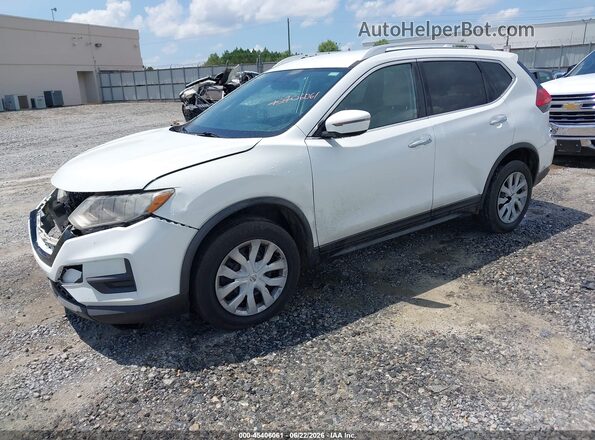 KNMAT2MV4HP572432 2017 NISSAN ROGUE White Przód lewy