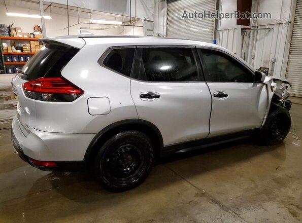 KNMAT2MV4HP582491 2017 NISSAN ROGUE Серебряный 