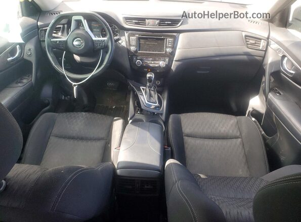 KNMAT2MV4JP563512 2018 NISSAN ROGUE Gray Вид панелі приладів