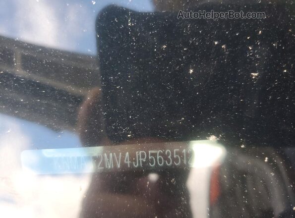 KNMAT2MV4JP563512 2018 NISSAN ROGUE Gray Вид підкапотного простору