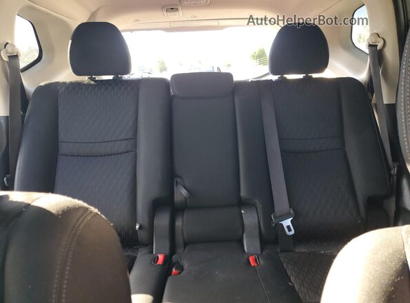 KNMAT2MV4KP552835 2019 NISSAN ROGUE Gray Rear seats view