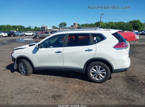 KNMAT2MV5GP730503 2016 NISSAN ROGUE White 360 interior view