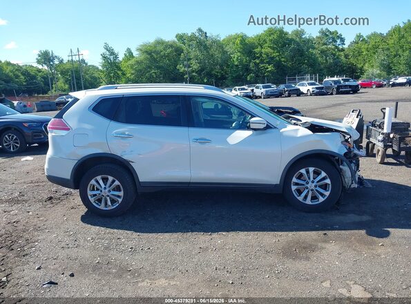 KNMAT2MV5GP730503 2016 NISSAN ROGUE White Rear interior view