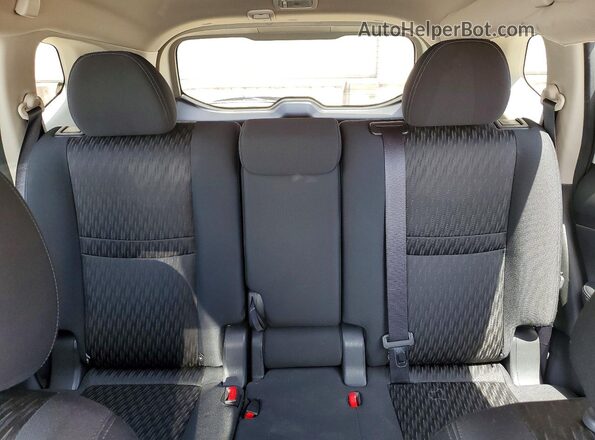 KNMAT2MV5HP521845 2017 NISSAN ROGUE White 
