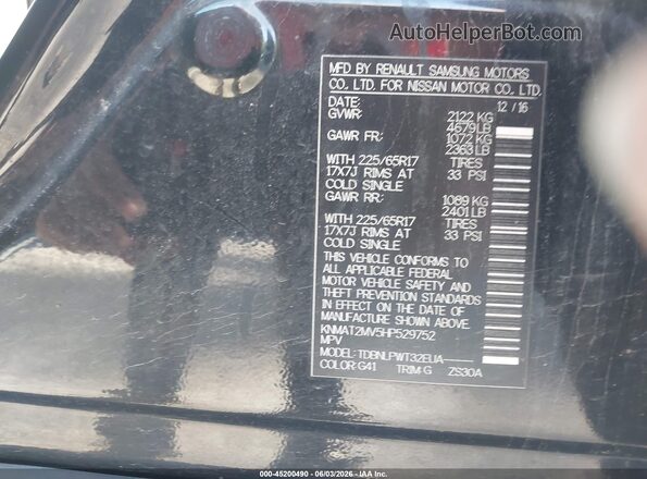 KNMAT2MV5HP529752 2017 NISSAN ROGUE Black Vista del compartimento del motor