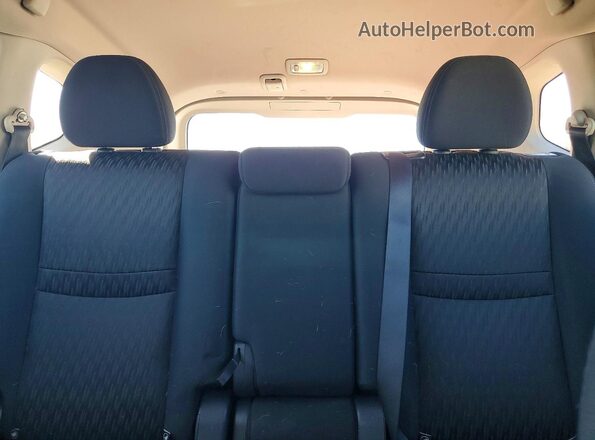 KNMAT2MV5HP615630 2017 NISSAN ROGUE Черный 