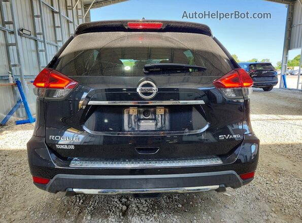 KNMAT2MV5JP546072 2018 NISSAN ROGUE Black Rear view