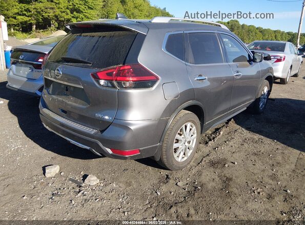 KNMAT2MV5JP609624 2018 NISSAN ROGUE Серый Задняя правая четверть