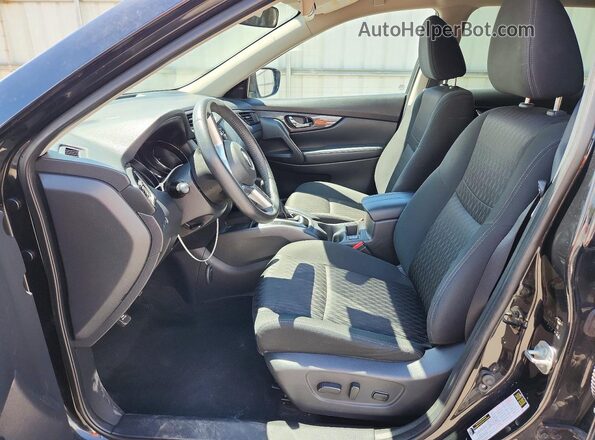 KNMAT2MV5KP552262 2019 NISSAN ROGUE Черный Вид салона спереди