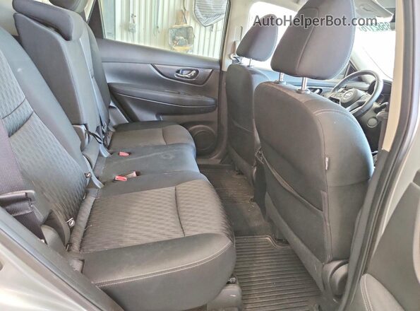 KNMAT2MV5LP523698 2020 NISSAN ROGUE Silver Вид задніх сидінь
