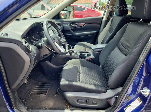 KNMAT2MV5LP528612 2020 NISSAN ROGUE Blue Front interior view