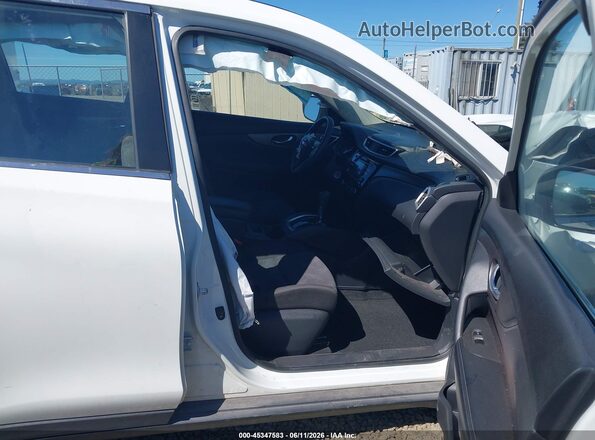 KNMAT2MV6GP675317 2016 NISSAN ROGUE White Widok wnętrza z przodu