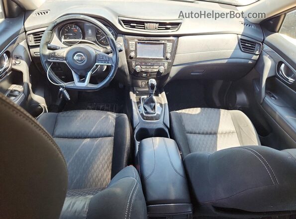 KNMAT2MV6HP526553 2017 NISSAN ROGUE Black Առջևի վահանակի տեսք