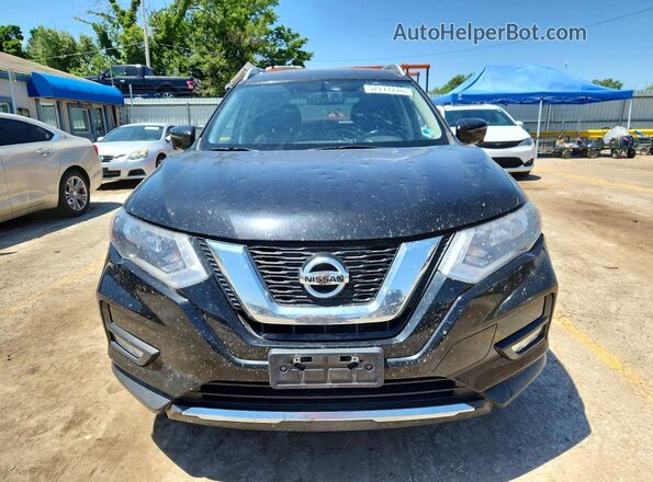 KNMAT2MV6HP526553 2017 NISSAN ROGUE Black Դիմացի տեսք