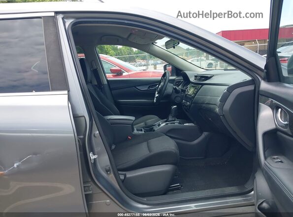 KNMAT2MV6HP541506 2017 NISSAN ROGUE Gray წინა სალონის ხედი