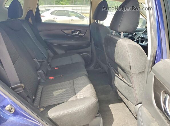 KNMAT2MV6HP552568 2017 NISSAN ROGUE Blue Вид задніх сидінь