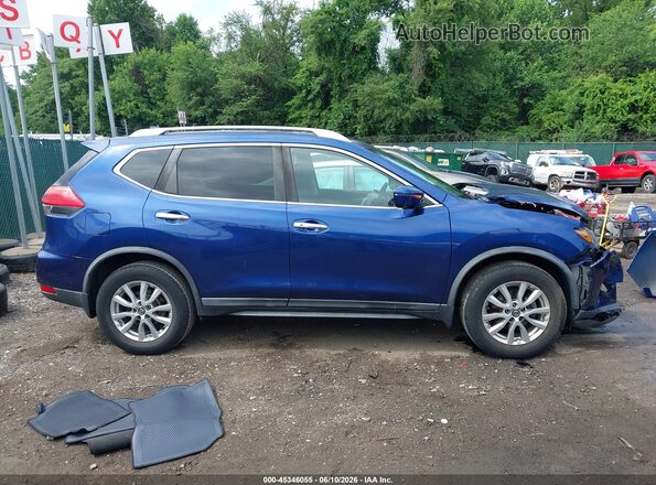 KNMAT2MV6HP617774 2017 NISSAN ROGUE Blue Rear interior view