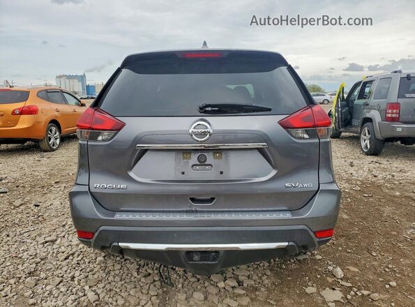 KNMAT2MV6JP525313 2018 NISSAN ROGUE Серый Вид сзади