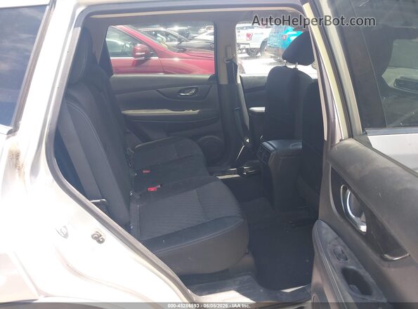 KNMAT2MV6JP540104 2018 NISSAN ROGUE Gray Vista de la etiqueta del VIN