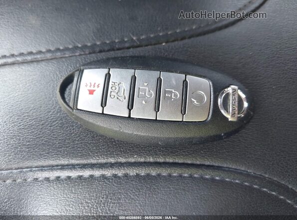 KNMAT2MV6JP540104 2018 NISSAN ROGUE Gray Vista del salpicadero
