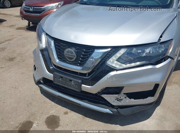 KNMAT2MV6JP540104 2018 NISSAN ROGUE Gray Vista frontal