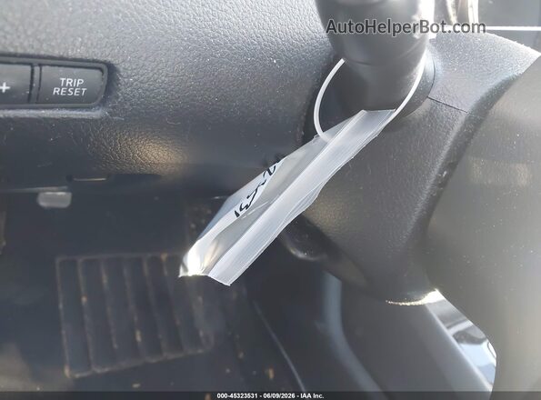 KNMAT2MV6JP560983 2018 NISSAN ROGUE Black 