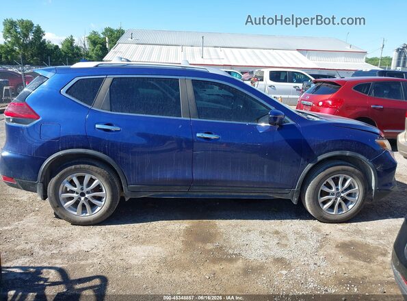 KNMAT2MV6JP566900 2018 NISSAN ROGUE Blue Vista interior trasera