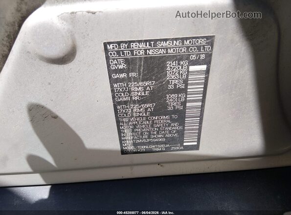 KNMAT2MV6JP594969 2018 NISSAN ROGUE Серебряный Вид подкапотного пространства