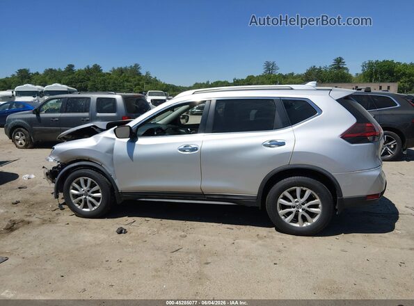 KNMAT2MV6JP594969 2018 NISSAN ROGUE Серебряный 