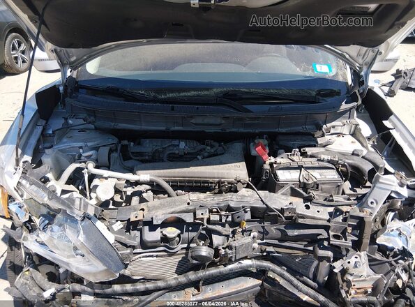 KNMAT2MV6JP594969 2018 NISSAN ROGUE Серебряный Вид сзади