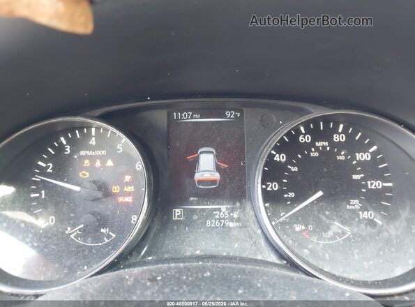 KNMAT2MV7HP518073 2017 NISSAN ROGUE Silver Widok tylnych siedzeń
