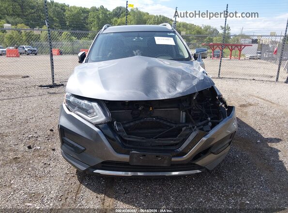 KNMAT2MV7HP551753 2017 NISSAN ROGUE Gray Սալոնի հետևի տեսք