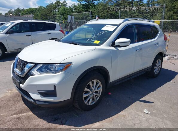 KNMAT2MV7HP579066 2017 NISSAN ROGUE White Vista tres cuartos delantera izquierda