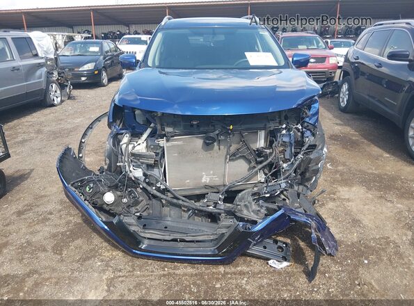 KNMAT2MV7JP509959 2018 NISSAN ROGUE Blue Rear interior view