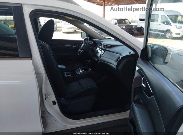 KNMAT2MV7JP542783 2018 NISSAN ROGUE White Սալոնի դիմացի տեսք