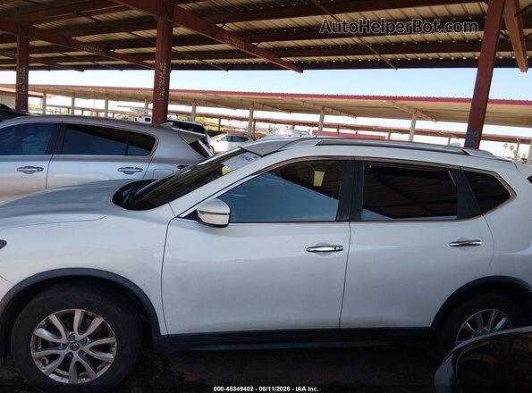 KNMAT2MV7JP542783 2018 NISSAN ROGUE White 