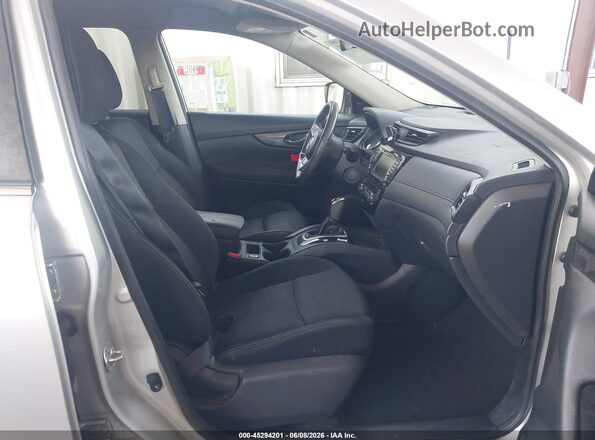 KNMAT2MV7KP509199 2019 NISSAN ROGUE Silver Սալոնի դիմացի տեսք
