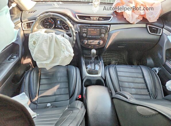 KNMAT2MV8GP604975 2016 NISSAN ROGUE Черный 