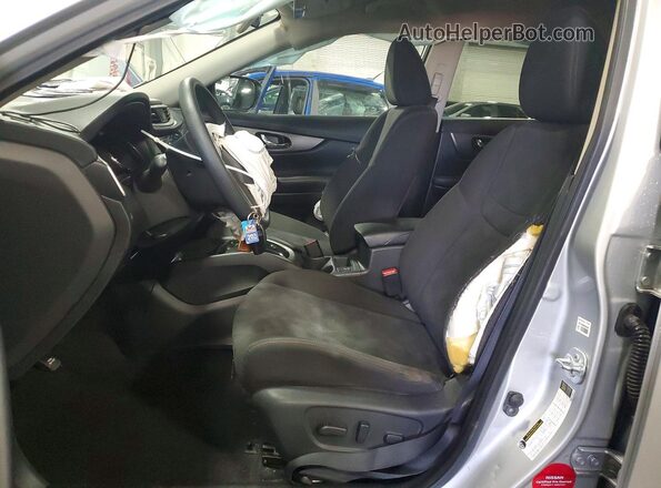 KNMAT2MV8GP610212 2016 NISSAN ROGUE Silver Вид салону спереду