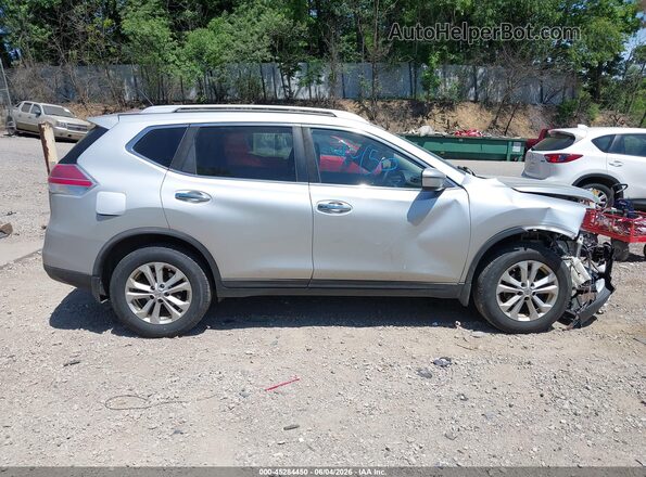 KNMAT2MV8GP652413 2016 NISSAN ROGUE Silver უკანა სალონის ხედი