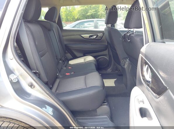 KNMAT2MV8HP538204 2017 NISSAN ROGUE Gray VIN կոդի պիտակի տեսք