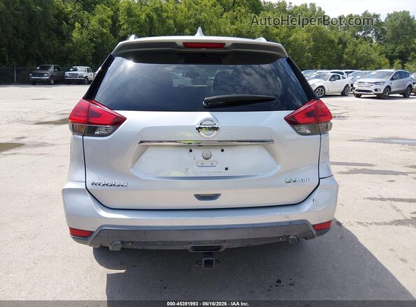 KNMAT2MV8HP578833 2017 NISSAN ROGUE Silver 