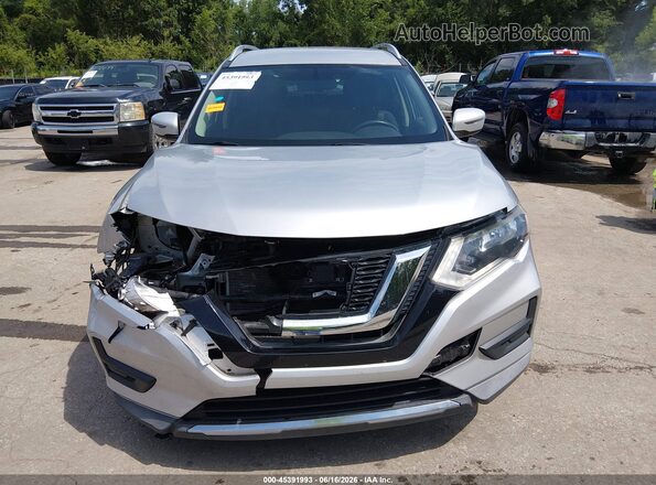KNMAT2MV8HP578833 2017 NISSAN ROGUE Silver Vista del cuadro de instrumentos